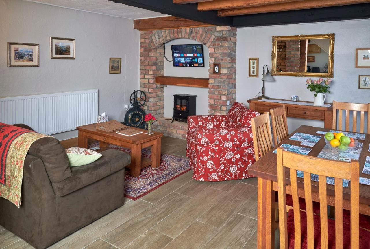 Ballykeel Farm, Mourne Mountains Ballymartin Exterior foto